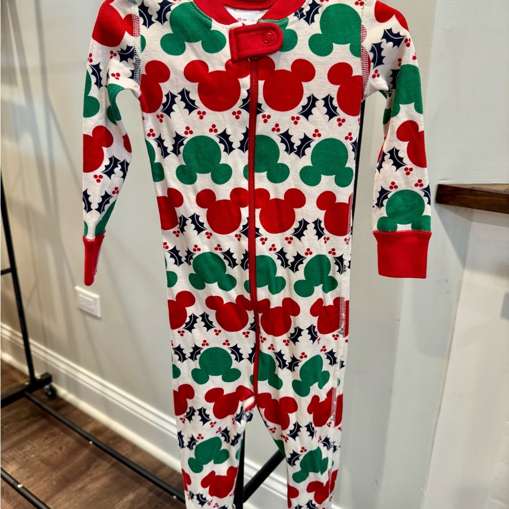 Disney by Hanna Andersson 2T Christmas Sleeper